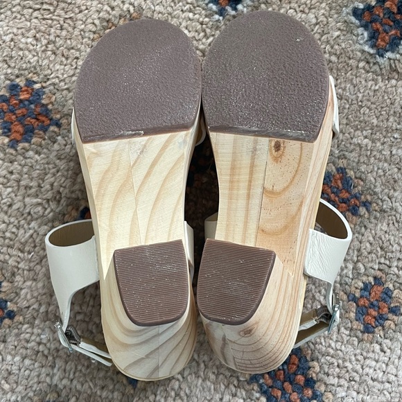 Nisolo All-Day Open Toe Clog - Picture 5 of 5